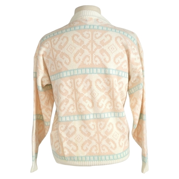 80s Vintage Blush Pink & Blue Retro Sweater - Picture 4 of 5